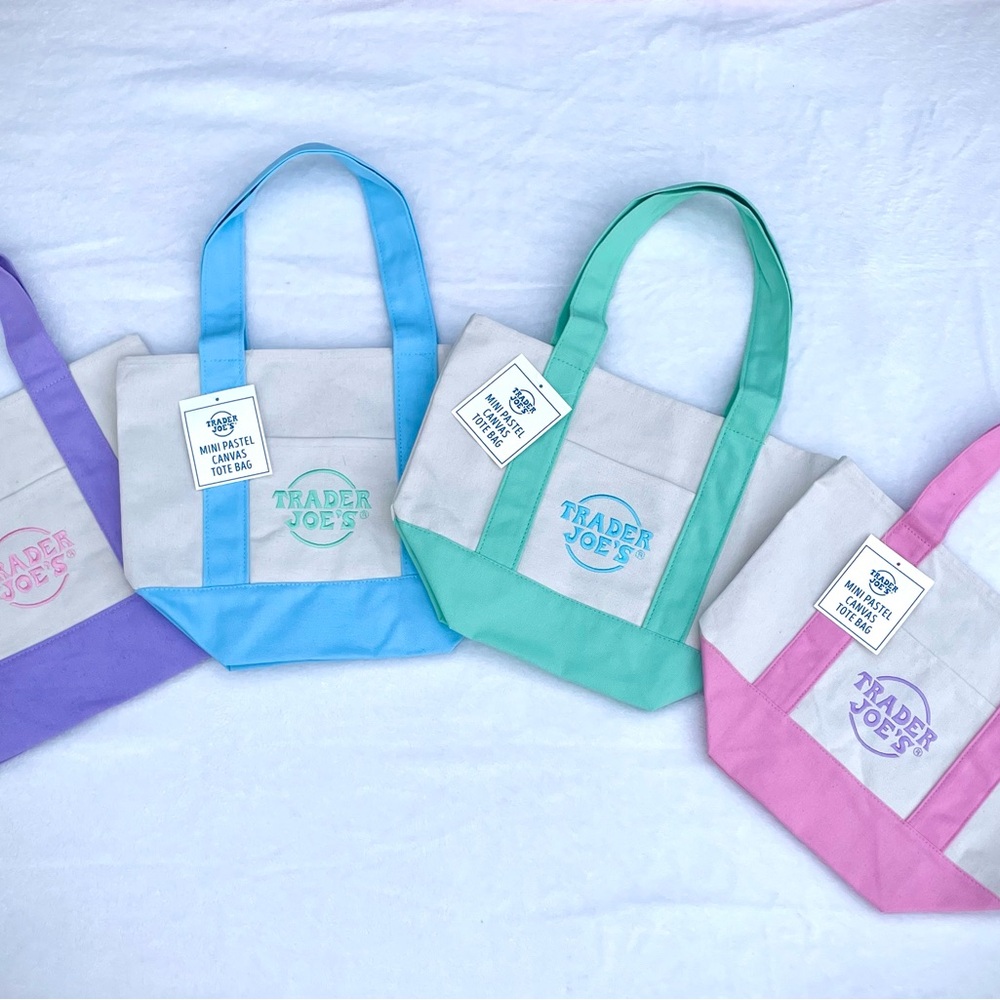 Trader Joe’s Spring Tote 4-pack